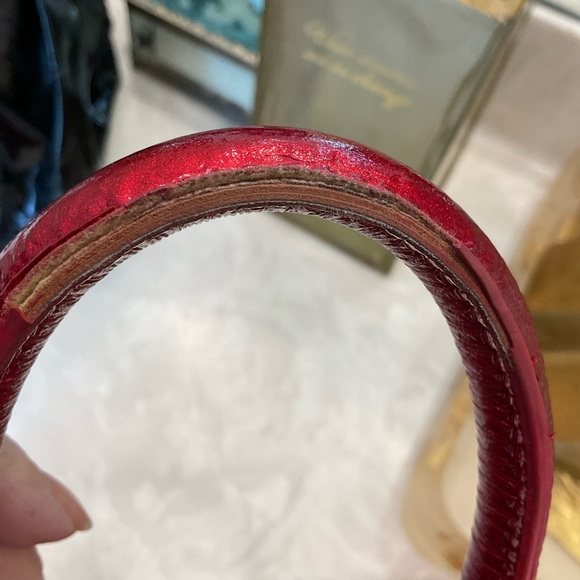 Vivienne Westwood Jasmine Red Patent Leather Handbag with Gold Glitter Detail - Picture 15 of 16